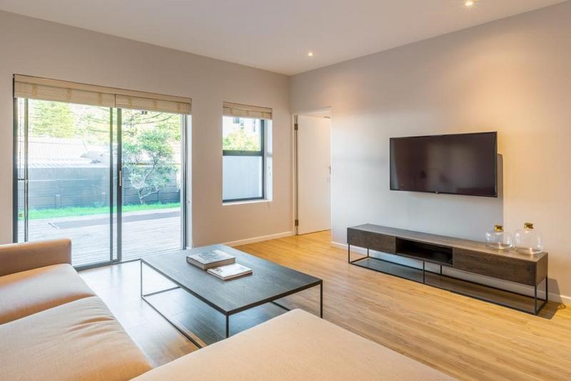 2 Bedroom Property for Sale in Hout Bay Western Cape